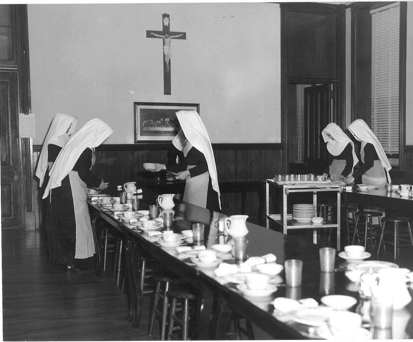 novices'_dining_room